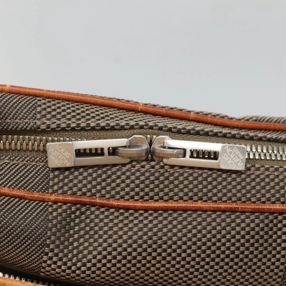 LOUIS VUITTON Damier Geant Acrobat Shoulder Bag Khaki - Picture 9 of 16